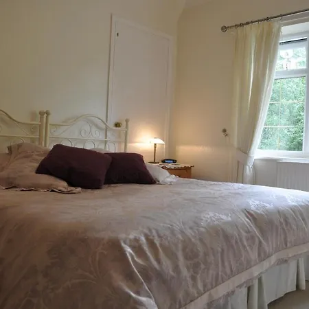 The Willows 4*