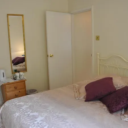 The Willows Bed & Breakfast 4*