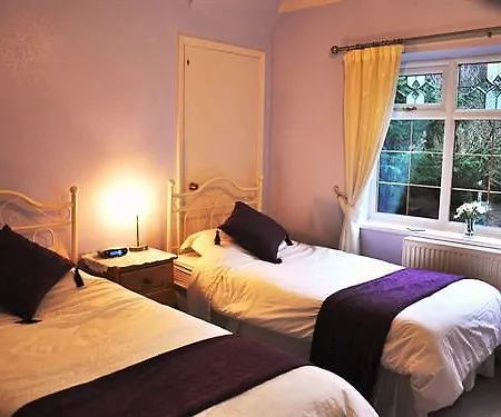 Bed & Breakfast The Willows 4*